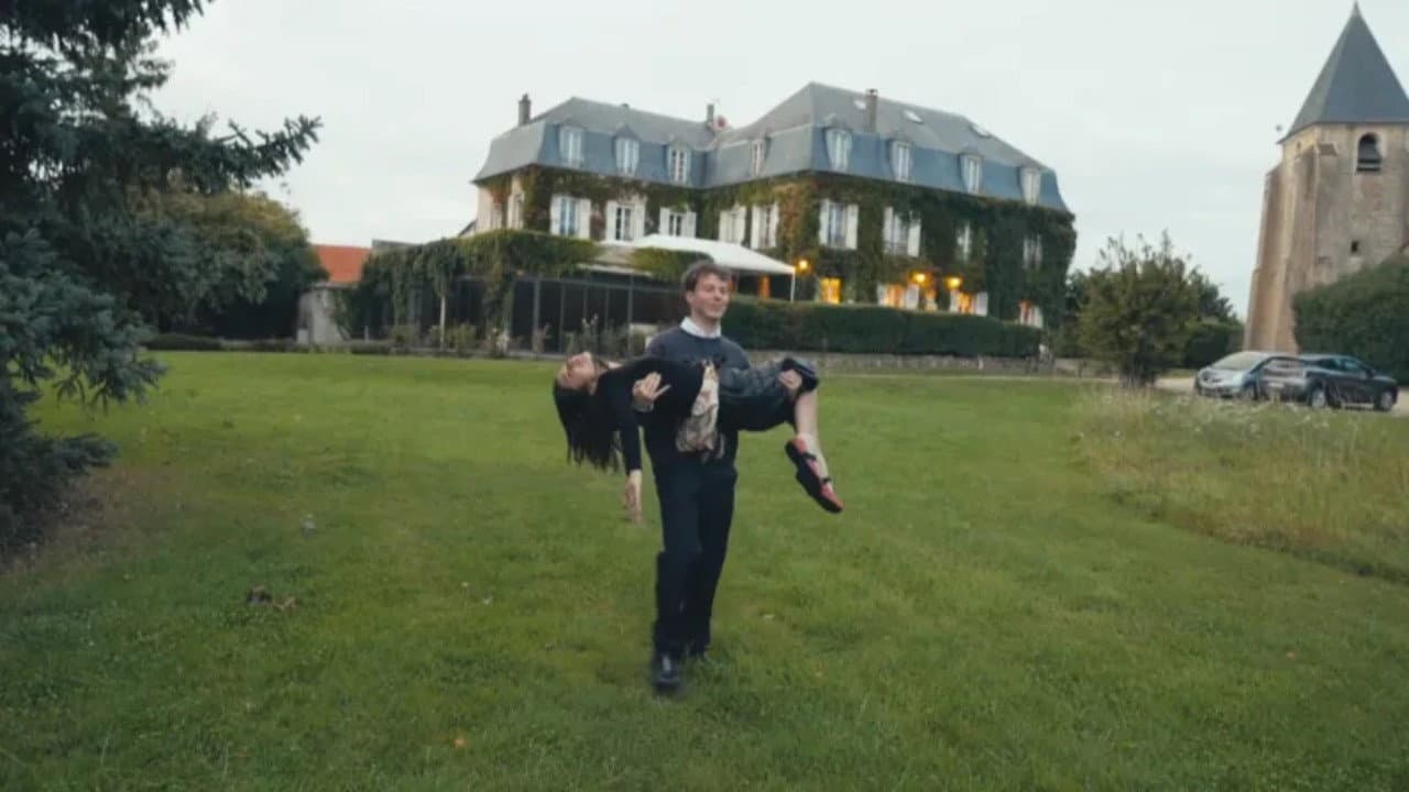 Backdrop for Draguer en Haute Société
